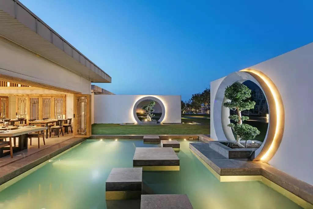 رستوران 2 هتل تایتانیک بلک آنتالیا